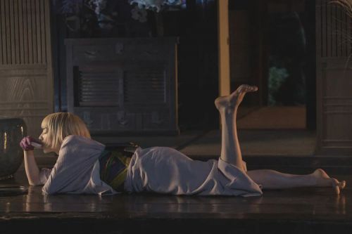 唱歌的六个女人 唄う六人の女