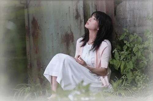 借着雨点说爱你