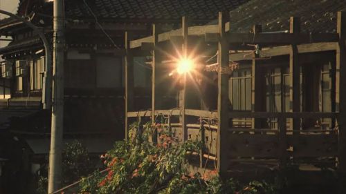 赤桥下的暖流 赤い橋の下のぬるい水
