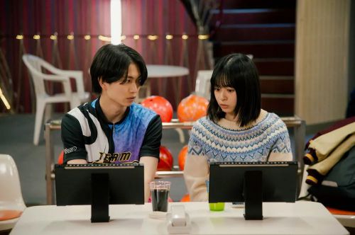 不同星球的奇怪恋人 違う惑星の変な恋人