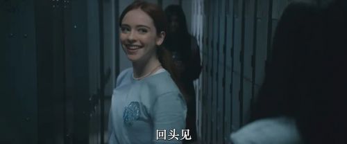 深居其中