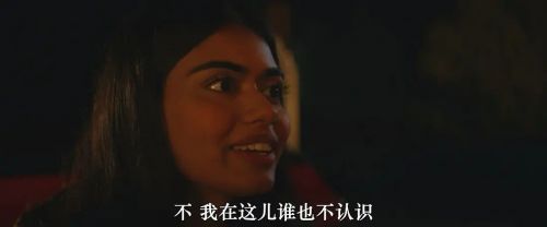 深居其中