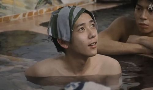 黄色的眼泪