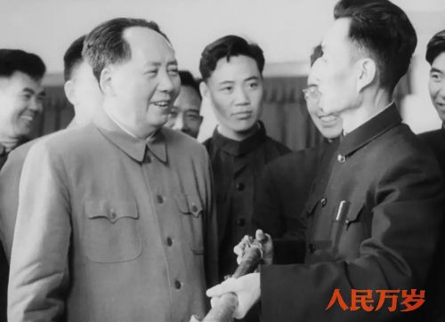 人民万岁