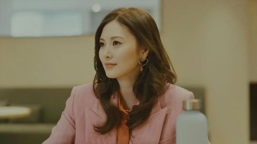 入侵者们的晚餐 侵入者たちの晩餐