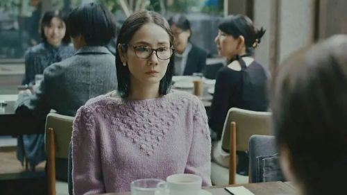 入侵者们的晚餐 侵入者たちの晩餐