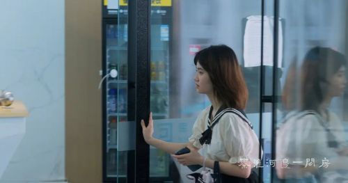 秦淮河边一间房