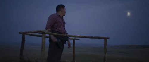 秋丰满月时