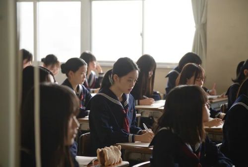 那夜我们行向彼方
