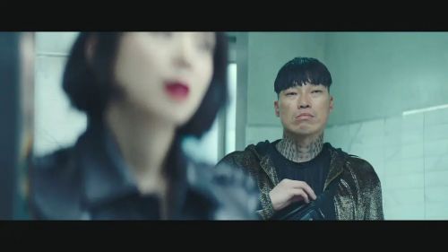 抓住救命稻草的野兽们