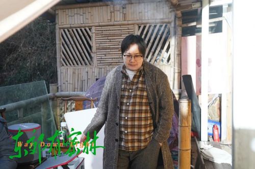 东郊有密林