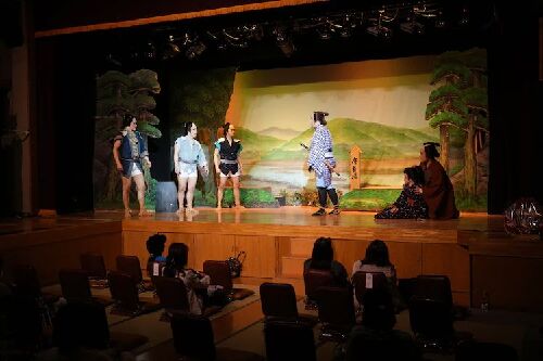 巡演转学生