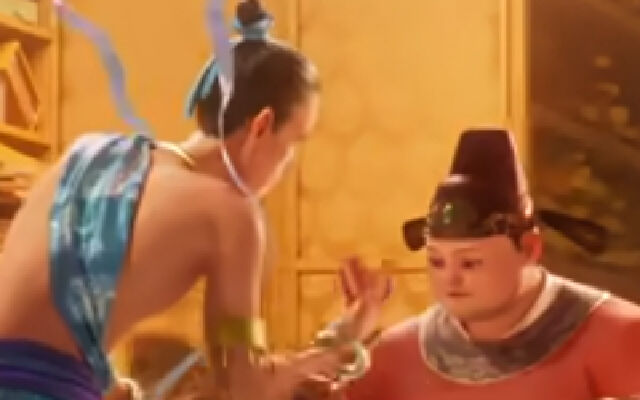 《八仙！》“很高兴为您服务”片段