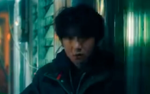 《我看见两朵一样的云》高清