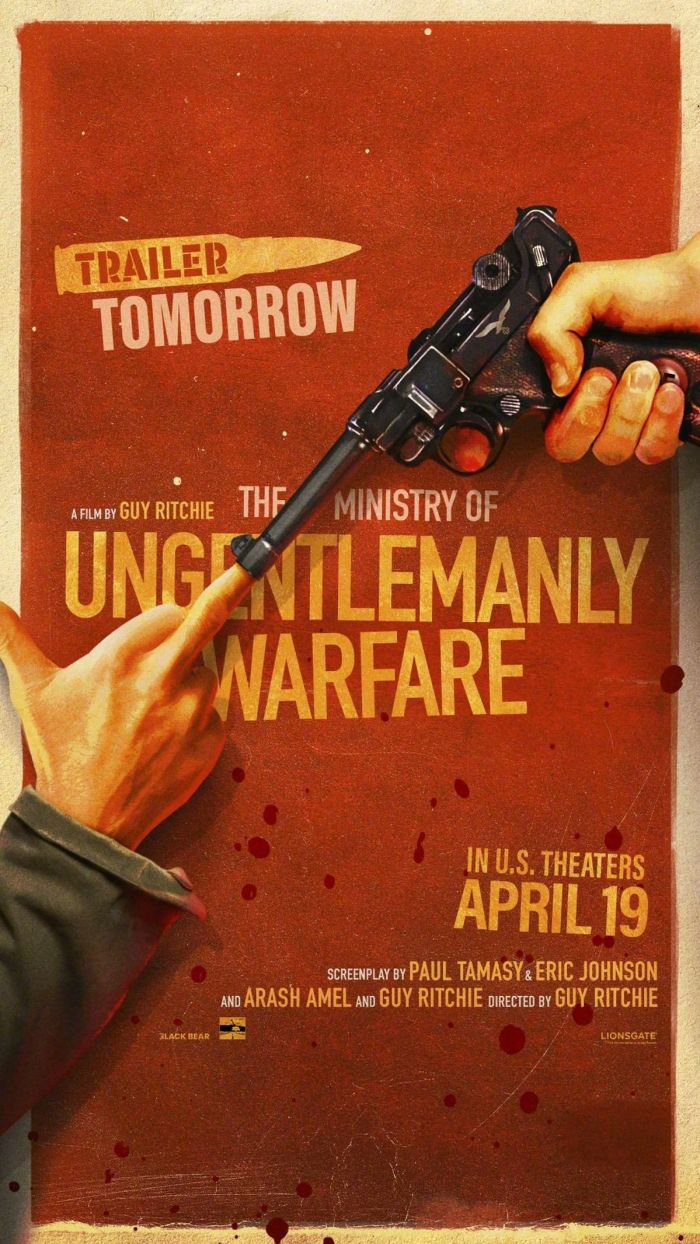 动作喜剧电影《绝密型战》曝光海报，影片将于4月19日北美上映。
