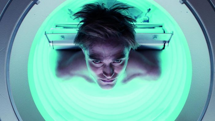 科幻新片《米奇17》重新定档，将于明年1月31日北美上映。