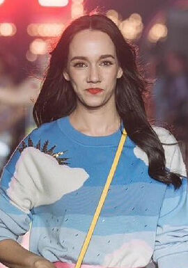 玛丽莎·安妮塔·范·德·伍德