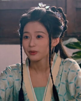 魏亦菲