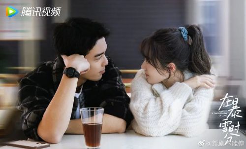在暴雪时分