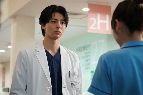 隔壁的护士助理
