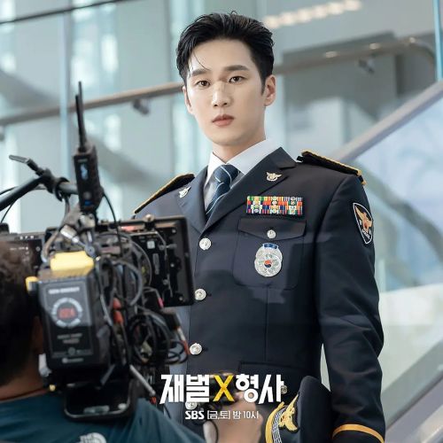 财阀X刑警