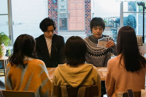 周日晚上左右…… 日曜の夜ぐらいは…