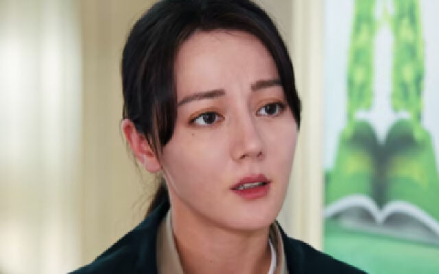 邓妍无奈向被害人询问线索！哪想遭不解家属怒斥