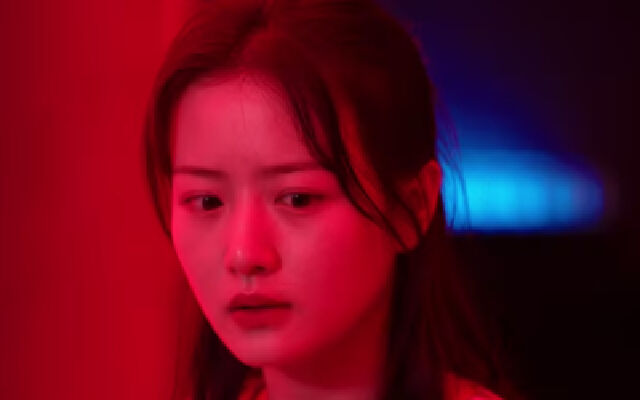 女孩回家路上惨被拐！直接被人贩子逼迫卖淫