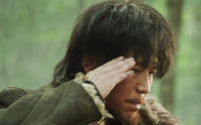 抗联战士身受重伤，为不拖累战友毅然自尽