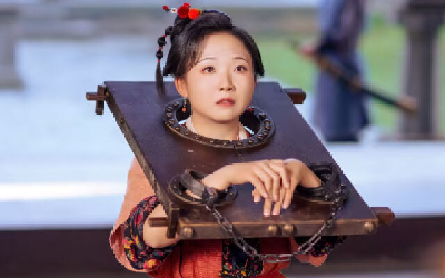 不结婚就要被流放？不婚主义女孩惨被逼迫明日结婚！