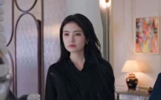 她的局